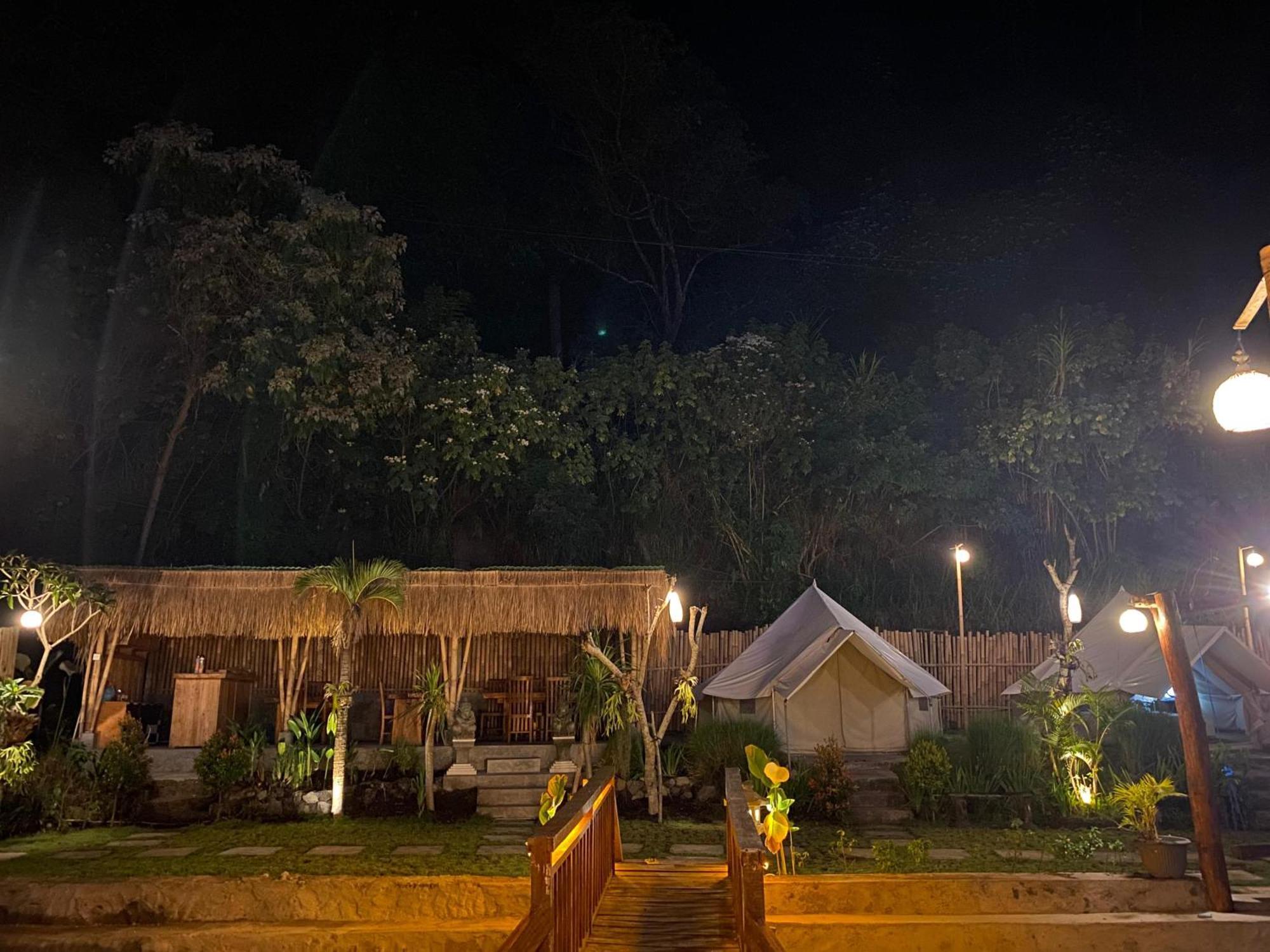Emayan Glamping Kubupenlokan Exterior photo